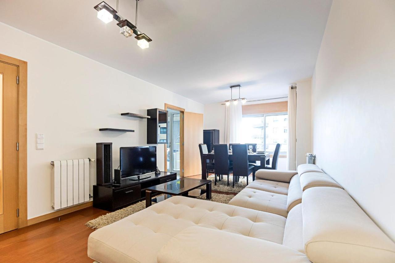 2Br Flat By Metro W/ Free Parking By Lovelystay Vila Nova de Gaia Luaran gambar